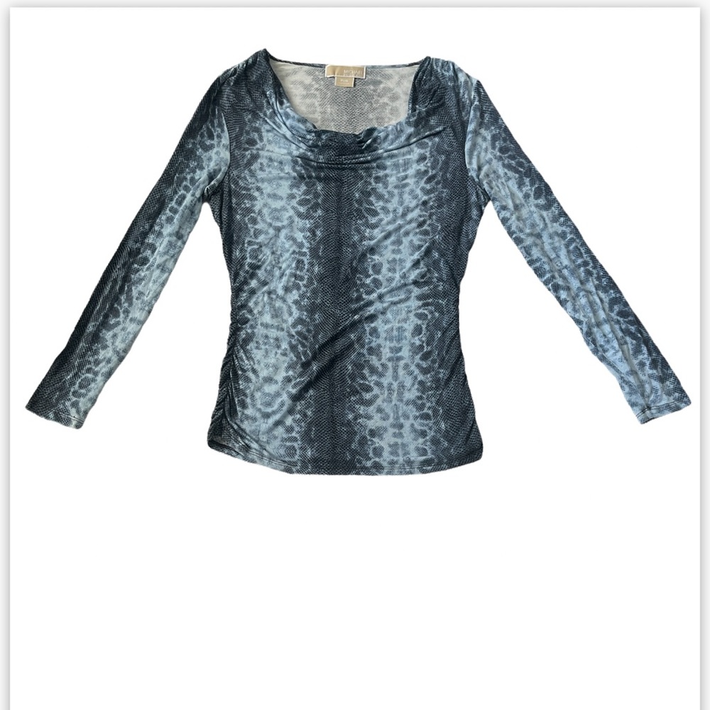MICHAEL KORS BLUE GRAY SNAKE PRINT SCOOP NECK LONG SLEEVE TOP. Size Small P EUC